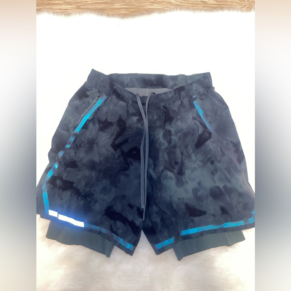 Lululemon shorts size S